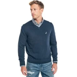 NAUTICA Men's Navtech V-Neck Sweater